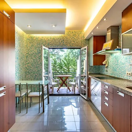 Mamidom - Beloura Byron Apartman